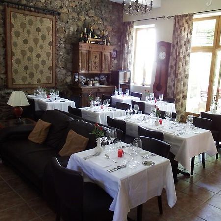 Aux Quatre Saisons Axat Bed and Breakfast Buitenkant foto