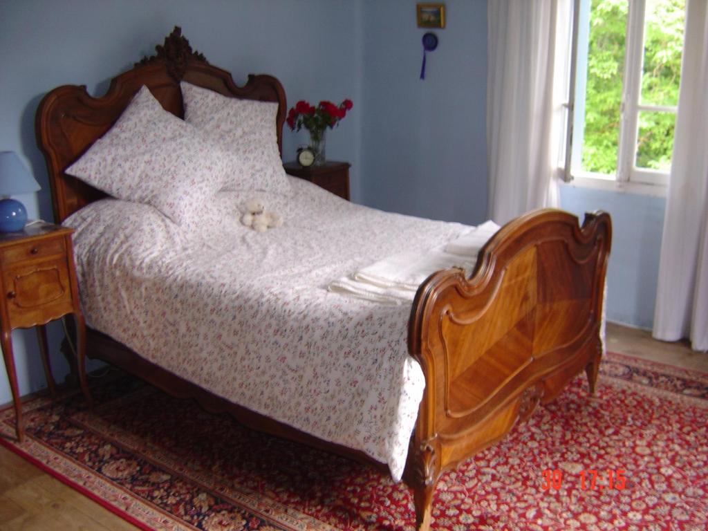 Aux Quatre Saisons Axat Bed and Breakfast Kamer foto