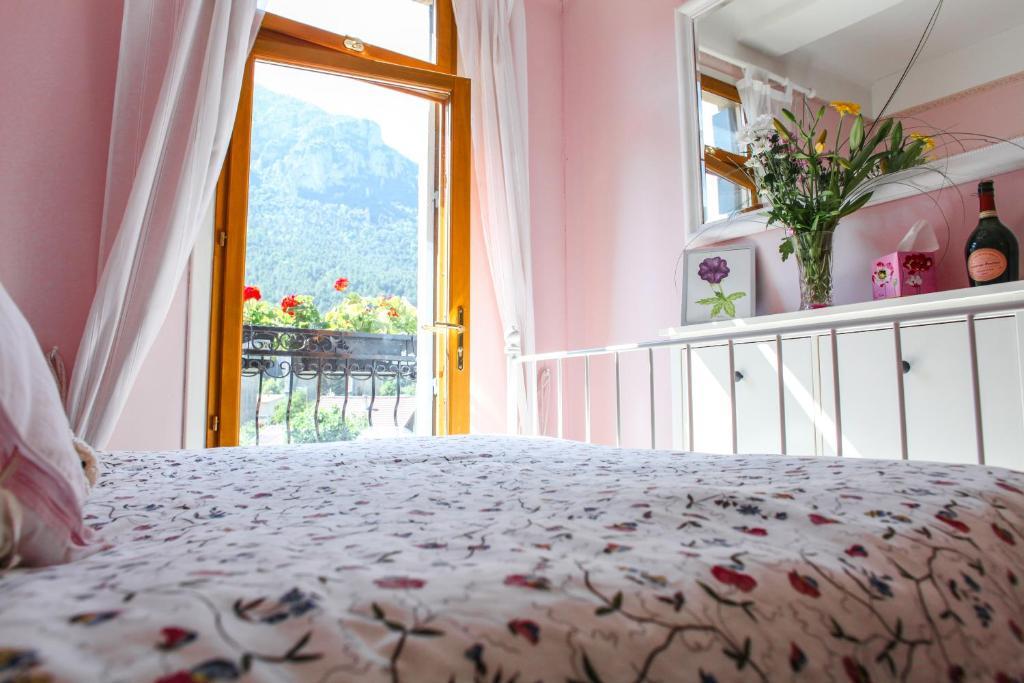 Aux Quatre Saisons Axat Bed and Breakfast Kamer foto